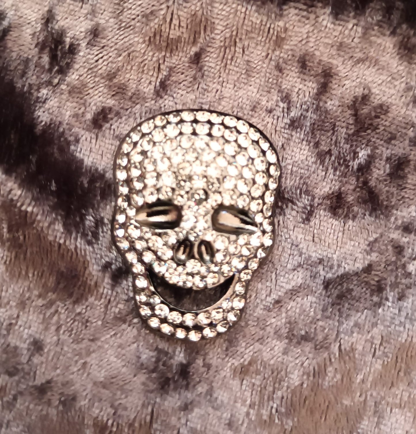 Brosche "totenkopf" mit Magnetverschluß