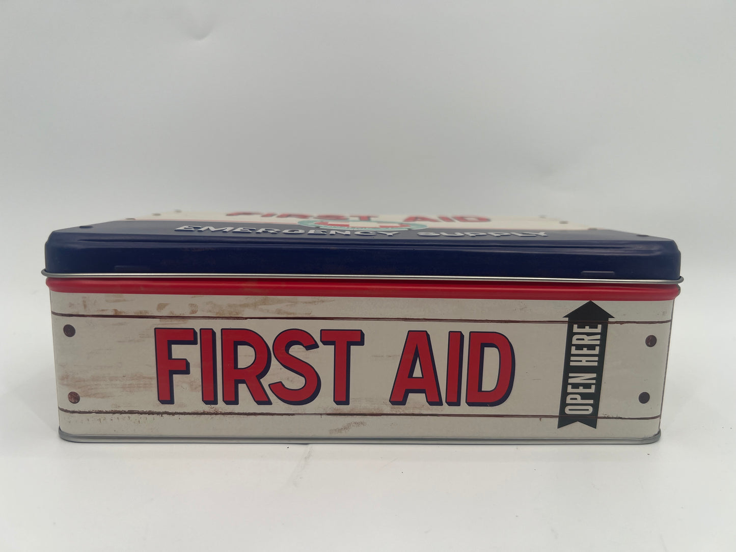 Vorratsdose "FIRST AID"