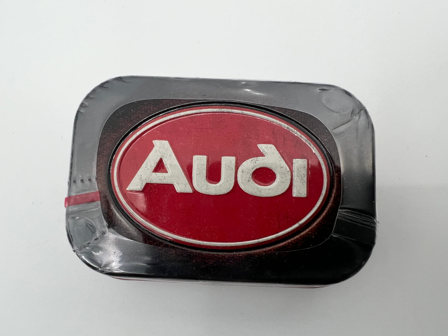 Blechdose "Audi" gefüllt mit Pfefferminzdragees